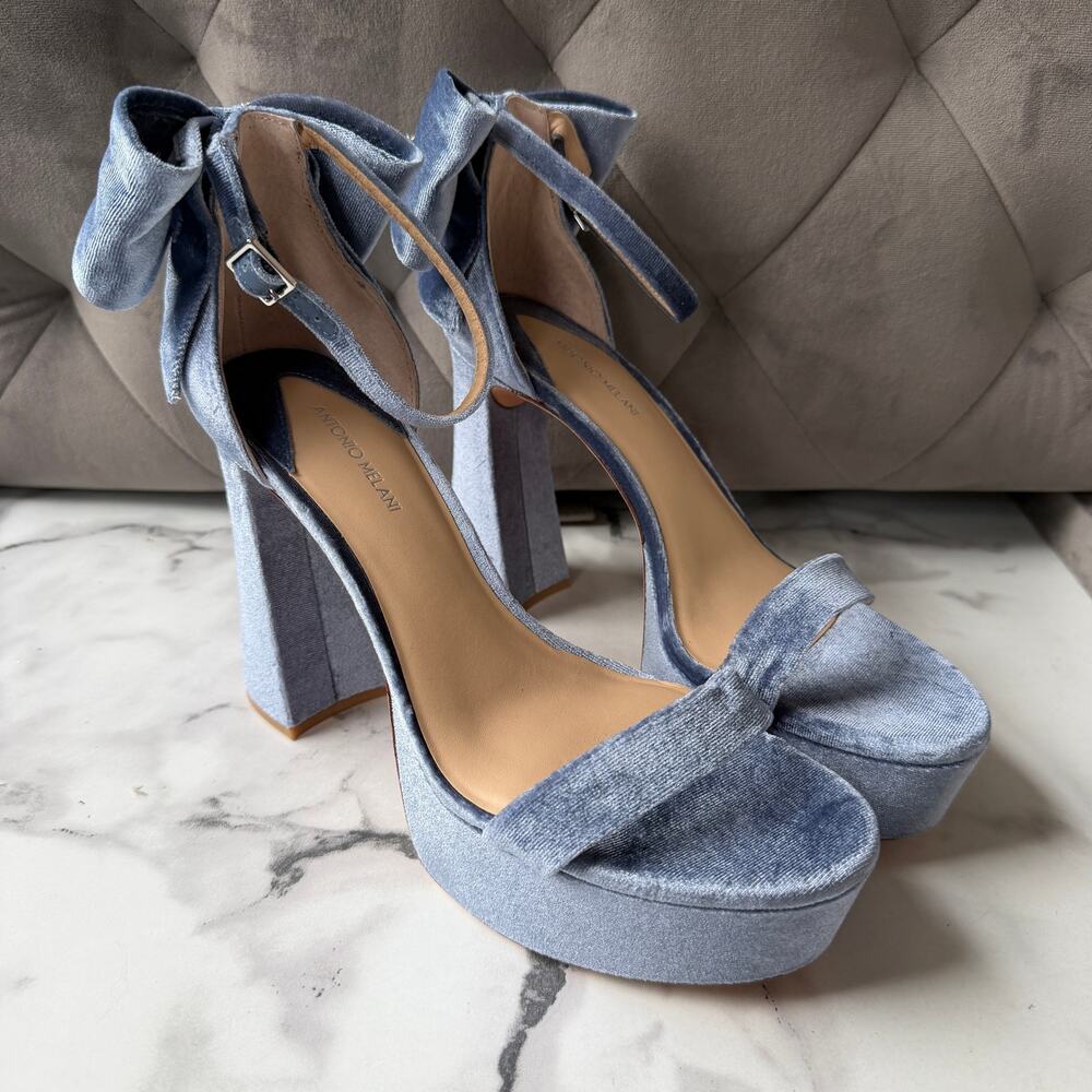 Antonio Melani Janie Blue Velvet Bow Back Platform Heels Size 9 - Picture 2 of 10
